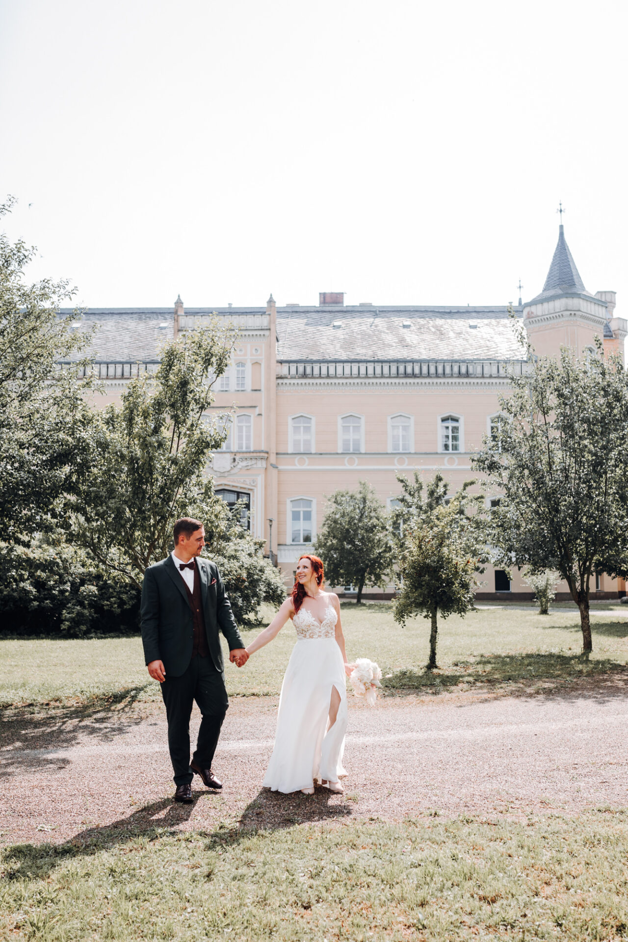 EineLiebeLang Hochzeitsfotos Schlosshochzeit Kroechlendorff