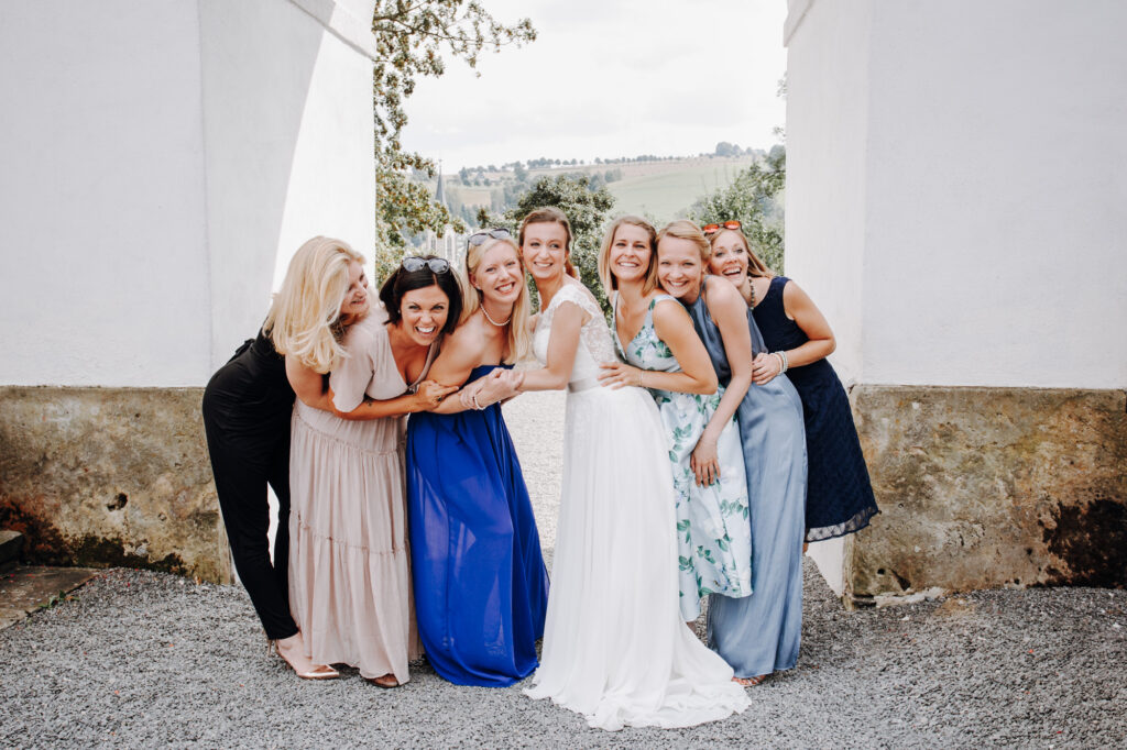 eineLiebelang Hochzeitsfotografin Hochzeitsreportage im Schloss Purschenstein