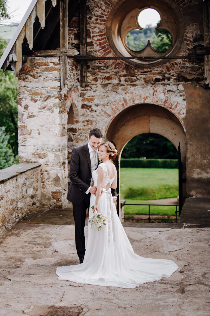 eineLiebelang Hochzeitsfotografin Hochzeitsreportage im Schloss Purschenstein