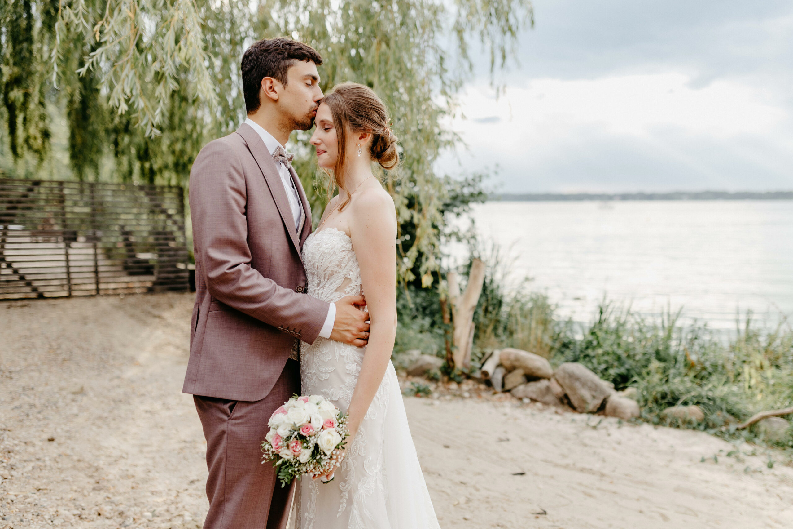 EineLiebeLang Hochzeitsfoto Strandhochzeit Caputh