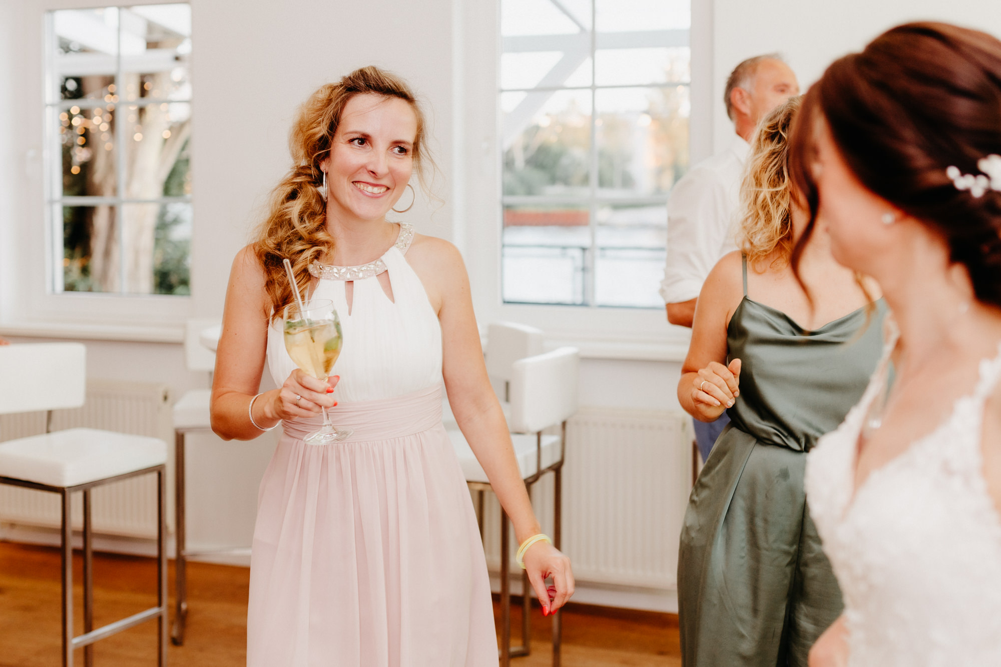 EineLiebeLang Hochzeitsfotografin Berlin WhiteSpreeLounge